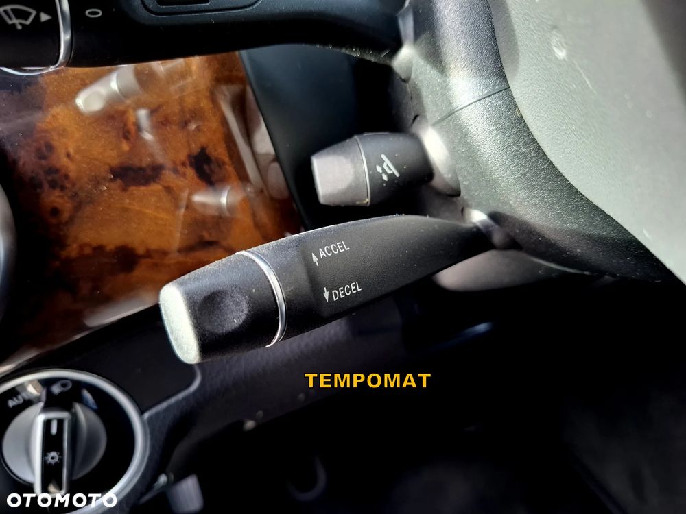 Mercedes-Benz GLK - 26