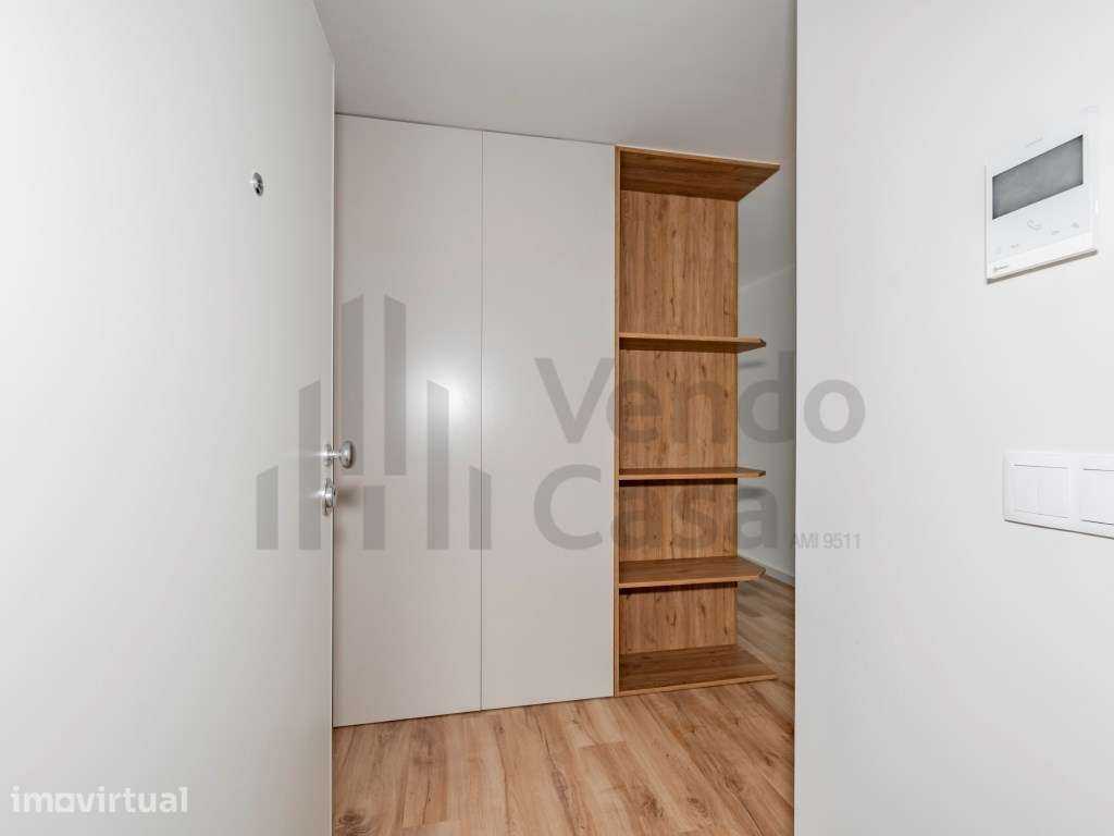 Apartamento T1 com terraço em zona histórica de Braga. - Grande imagem: 5/23
