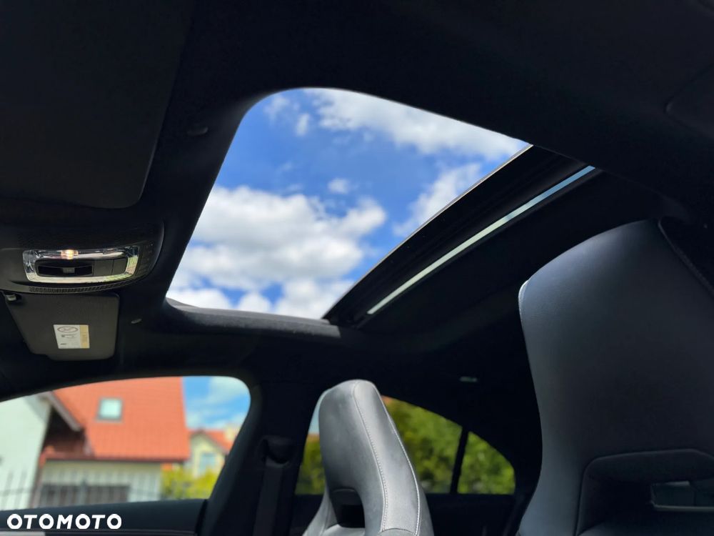 Mercedes-Benz CLA 250 4-Matic Edition 1 7G-DCT - 18