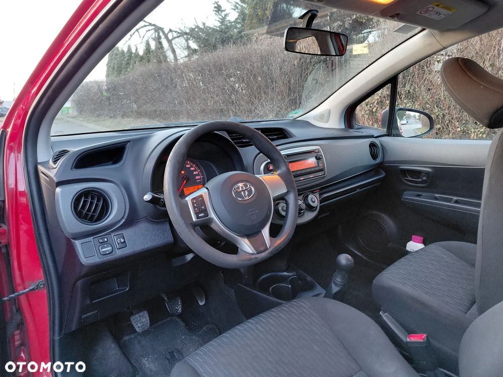 Toyota Yaris 1.0 VVT-i Life - 7