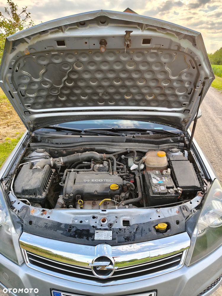 Opel Astra - 16