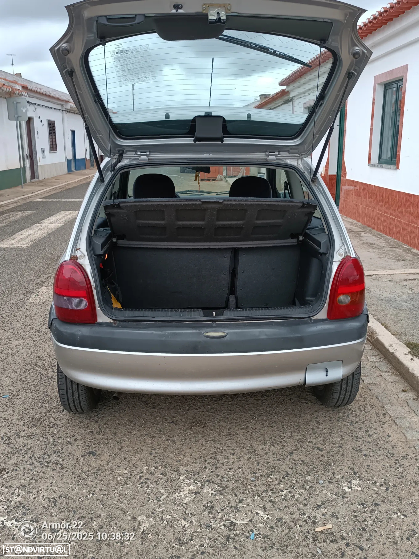 Opel Corsa 1.0 - 3