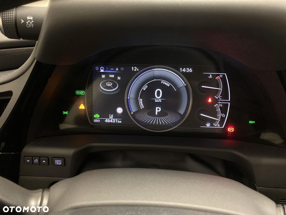 Lexus ES 300h Business Edition - 23