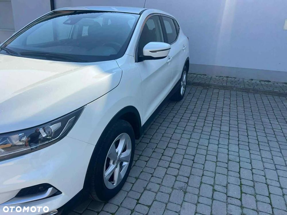 Nissan Qashqai - 2