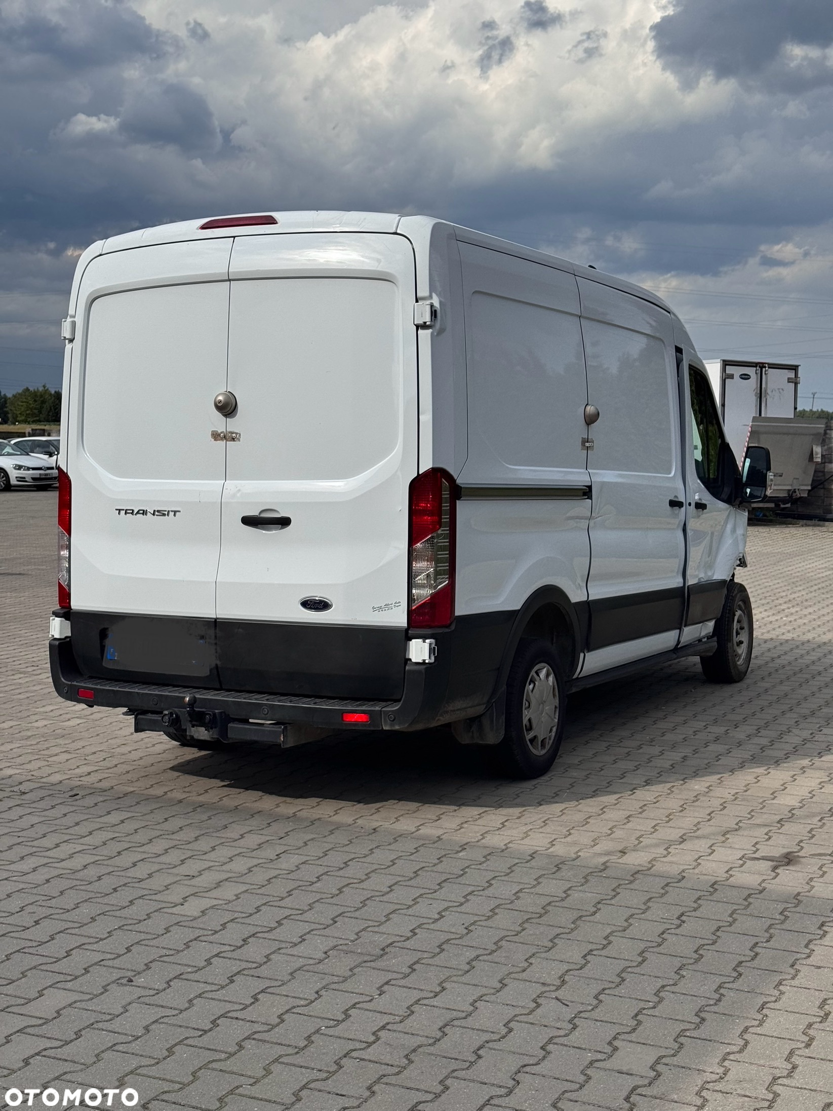 Ford Transit - 9