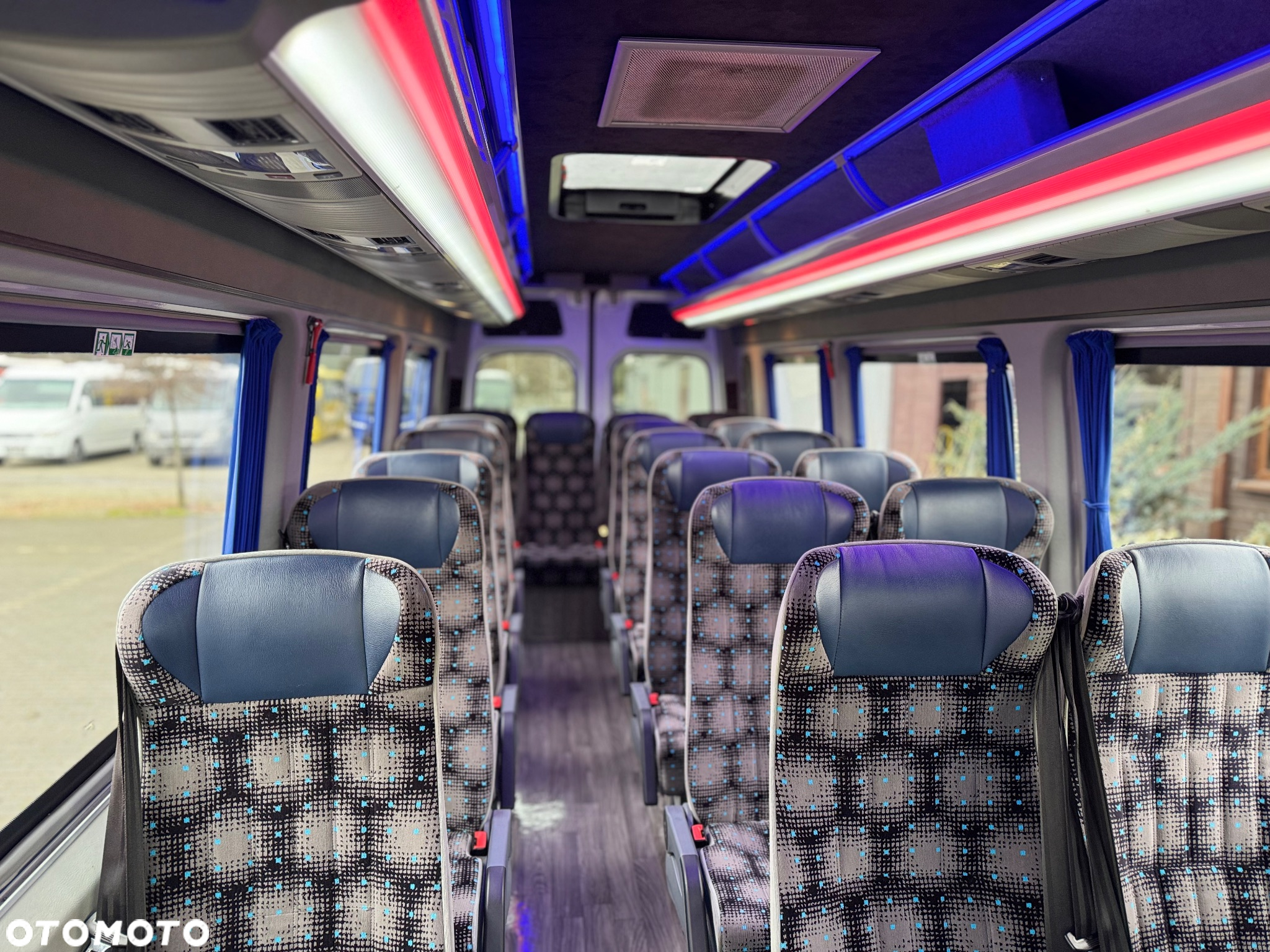 Mercedes-Benz SPRINTER 516 CDI - 12