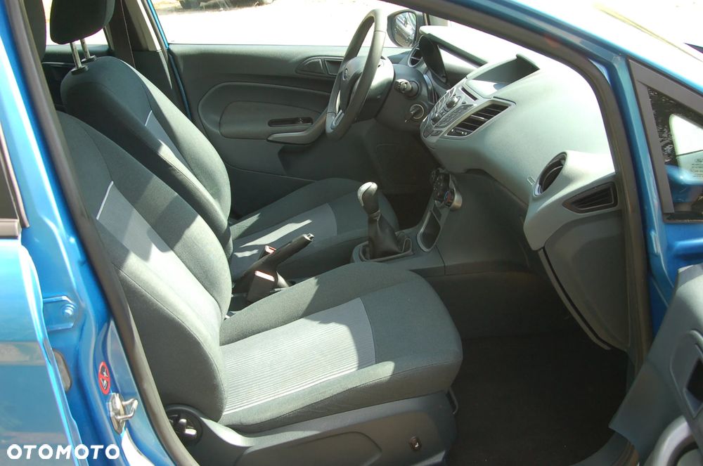 Ford Fiesta 1.25 Ghia EU5 - 27