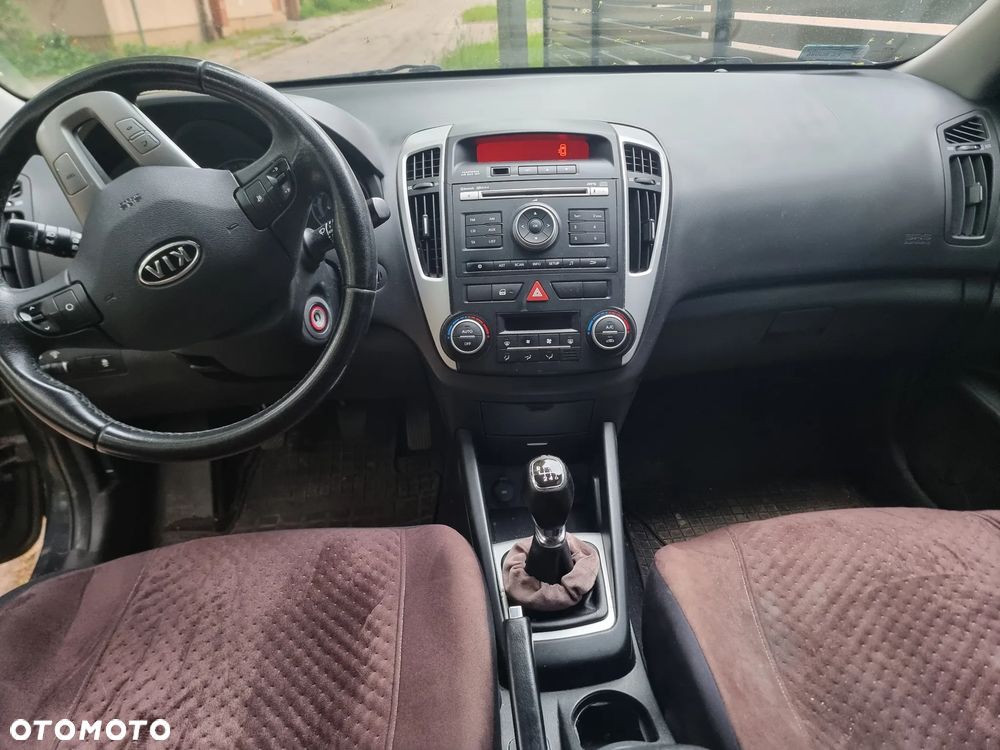 Kia Ceed - 3