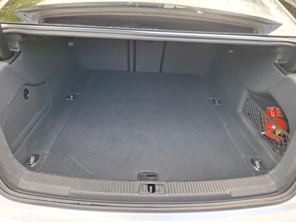 Audi A6 Limousine 2.0 TDI ultra S tronic - 15