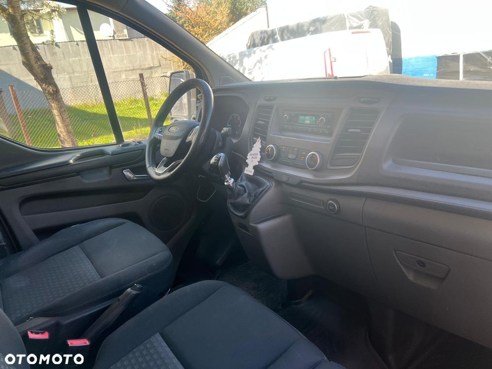 Ford Transit Custom - 8