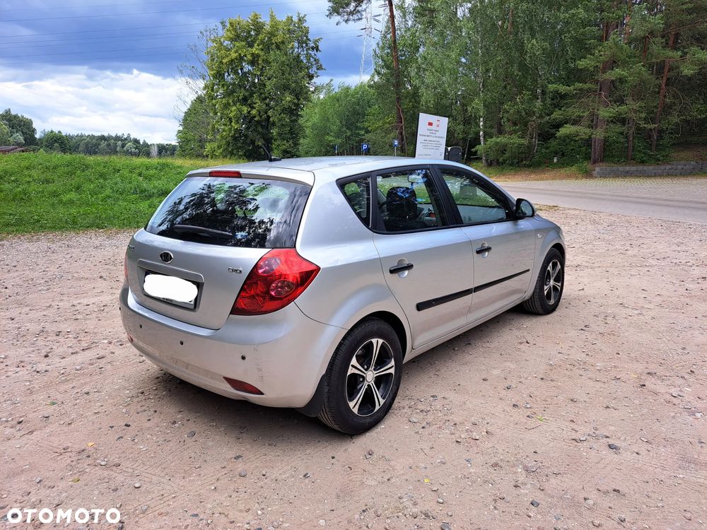 Kia Ceed 1.6 Crdi Optimum + - 3