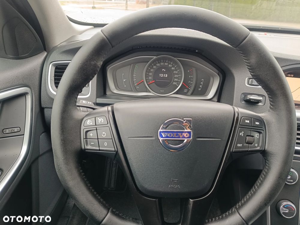 Volvo V60 D2 Drive-E Dynamic Edition (Momentum) - 18