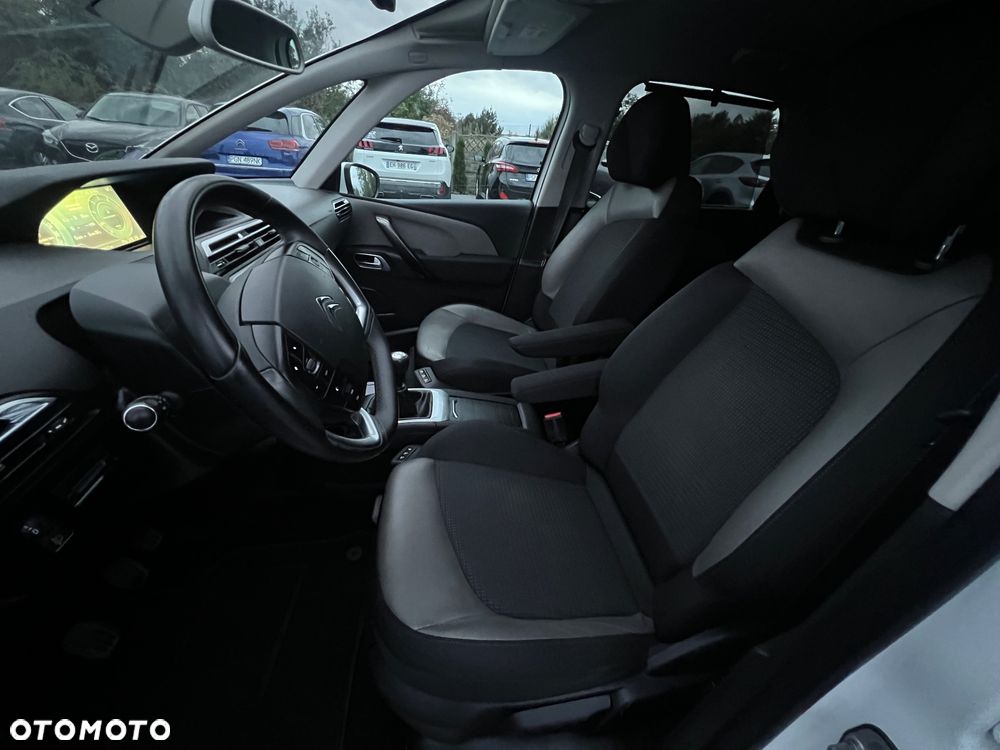 Citroën C4 Picasso PureTech 130 Stop&Start Exclusive - 19