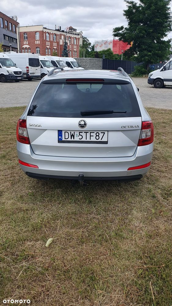 Skoda Octavia 1.6 TDI Ambition - 24