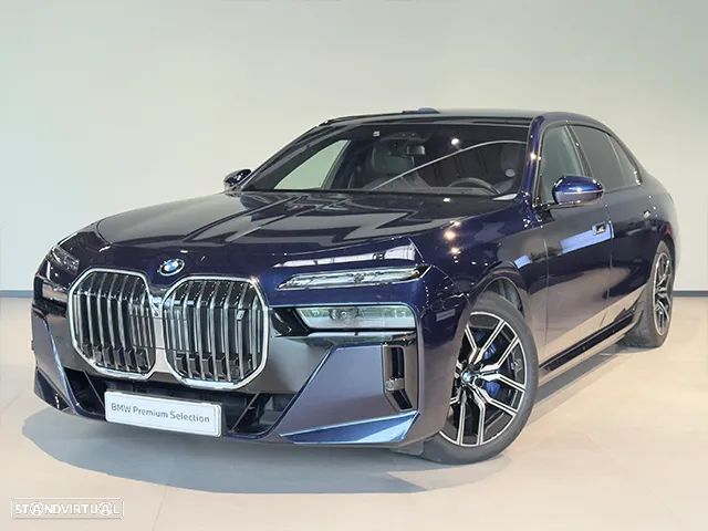 BMW i7 xDrive60 Pack Desportivo M - 1