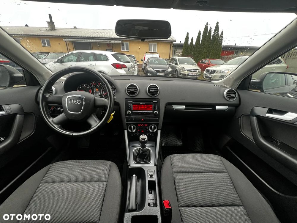 Audi A3 Sportback - 16