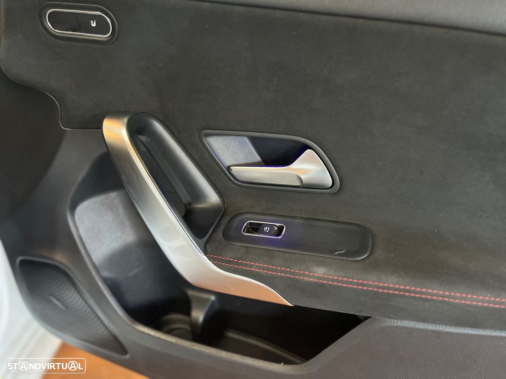 Mercedes-Benz A 180 d AMG Line Aut. - 30