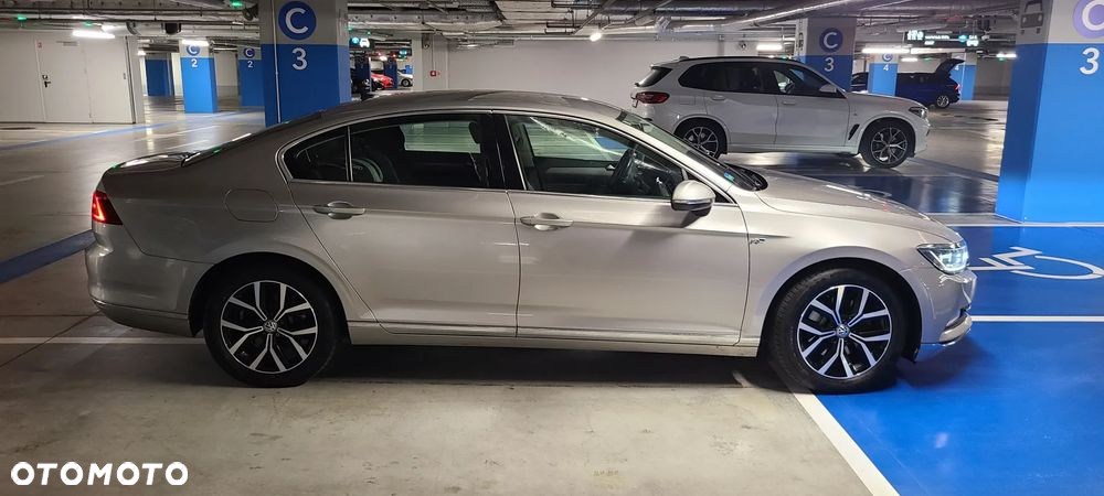 Volkswagen Passat 2.0 TDI BMT Highline - 8