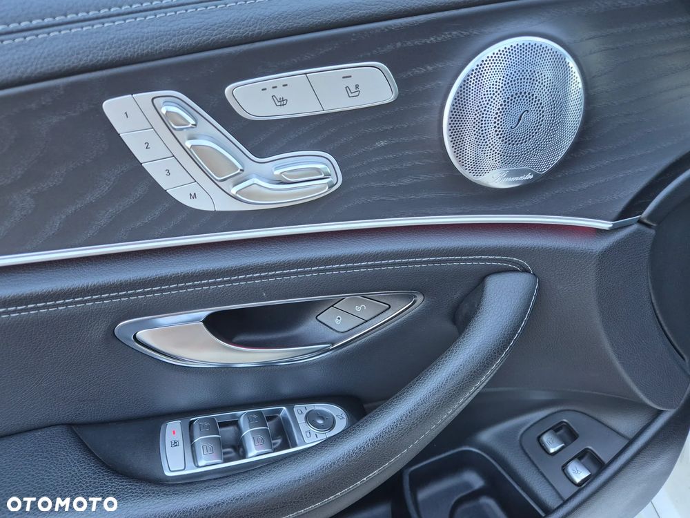 Mercedes-Benz Klasa E 300 d 9G-TRONIC AMG Line - 22