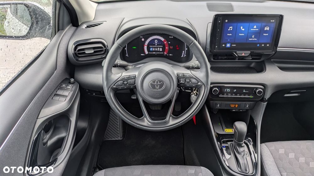 Toyota Yaris Hybrid 1.5 Style - 13