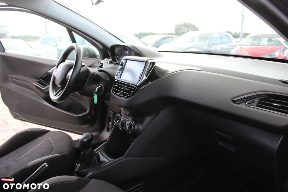 Peugeot 208 PureTech 82 Active - 22