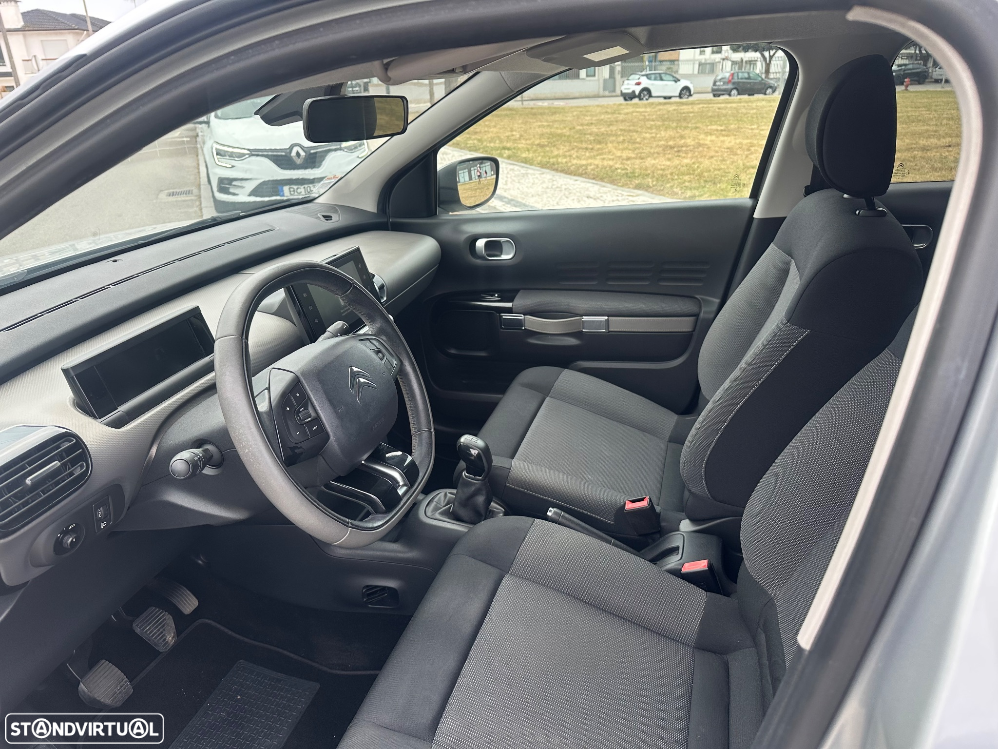 Citroën C4 Cactus 1.2 PureTech Shine - 5