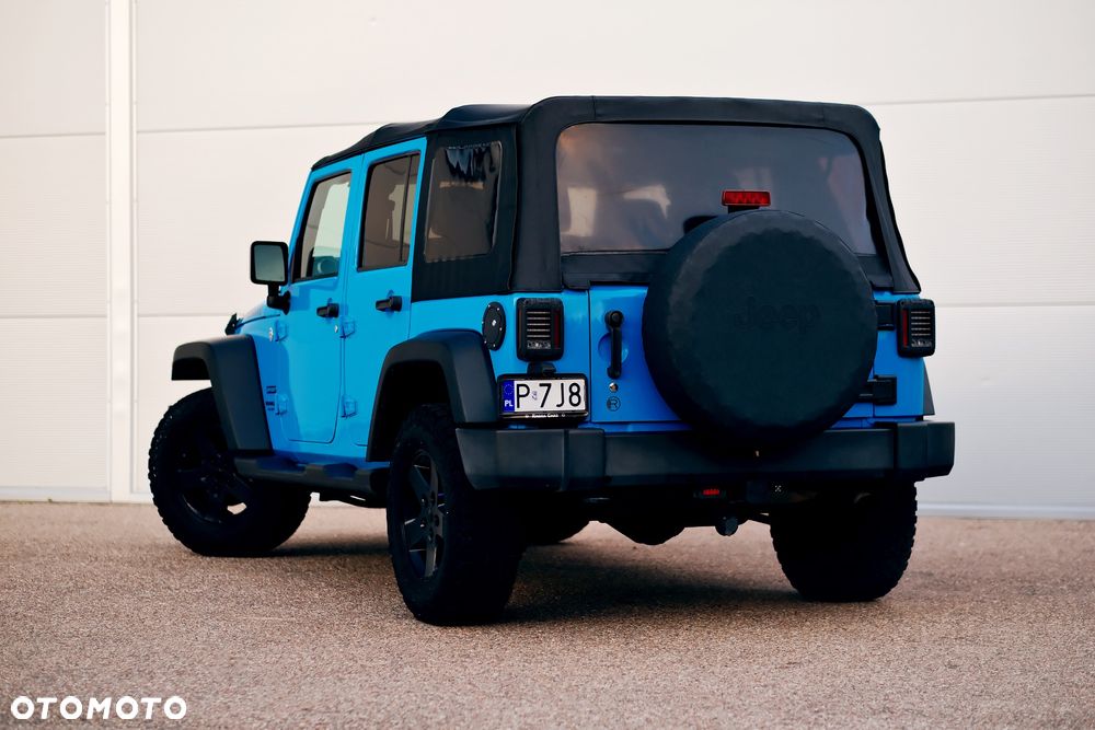 Jeep Wrangler 3.6 Unlim X - 7