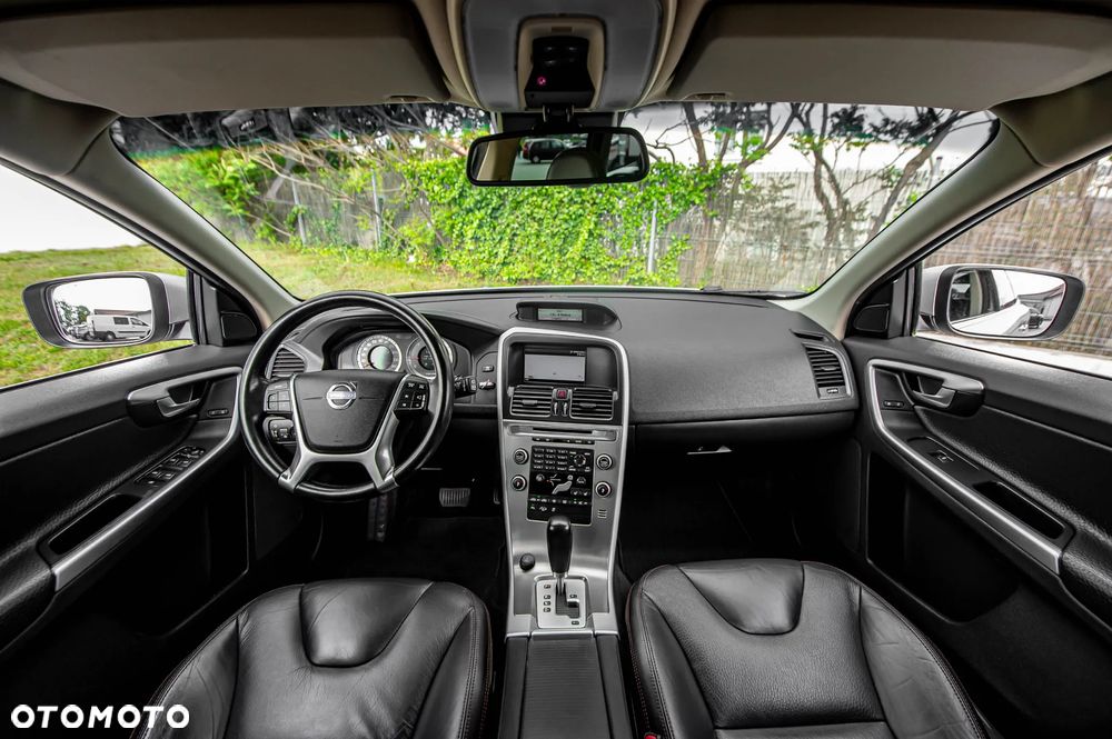 Volvo XC 60 - 32
