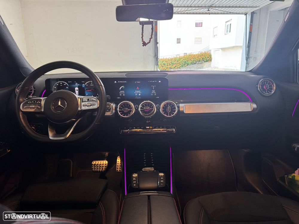 Mercedes-Benz GLB 200 - 21