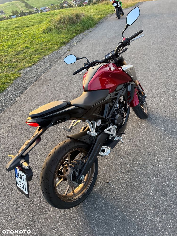 Honda CB - 11