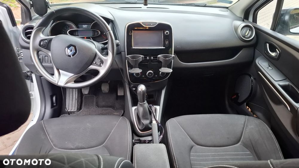 Renault Clio 1.2 16V Life - 10