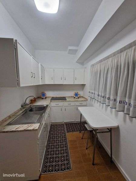 Arrendo Apartamento com vista para o mar, mobilado. Póvoa de Varzim - Grande imagem: 4/5
