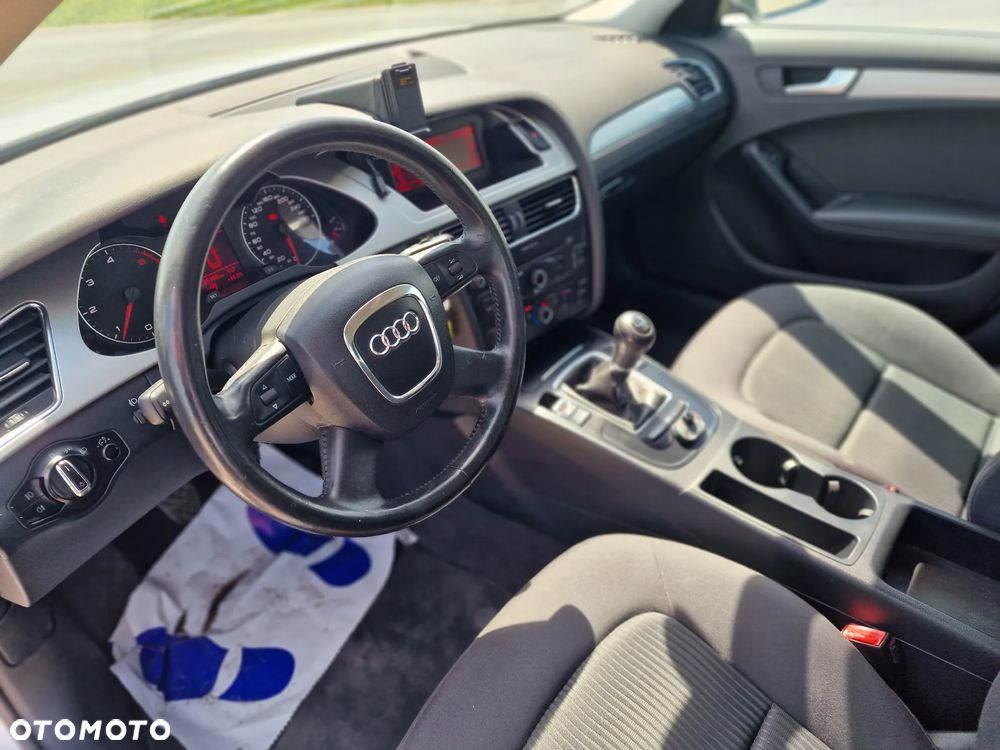 Audi A4 Avant 2.0 TDI DPF quattro Ambition - 19
