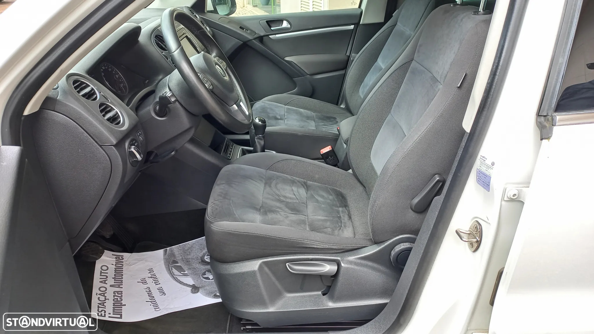 VW Tiguan 2.0 TDi Sport BlueMotion - 5