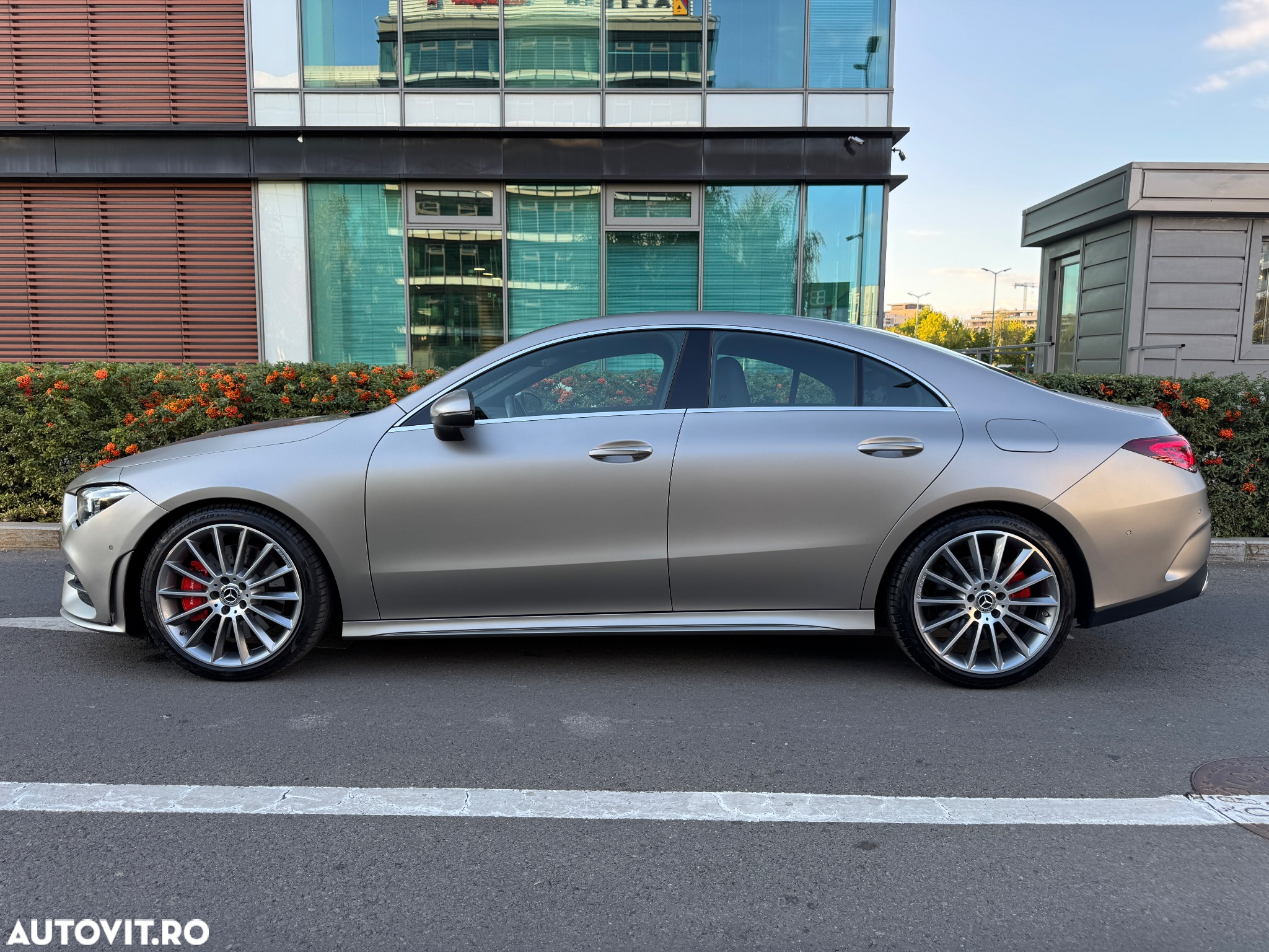 Mercedes-Benz CLA 220 Shooting Brake 7G-DCT AMG Line - 19
