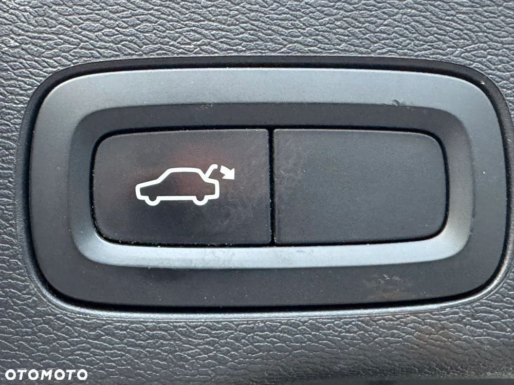 Volvo XC 60 D4 Geartronic Summum - 41