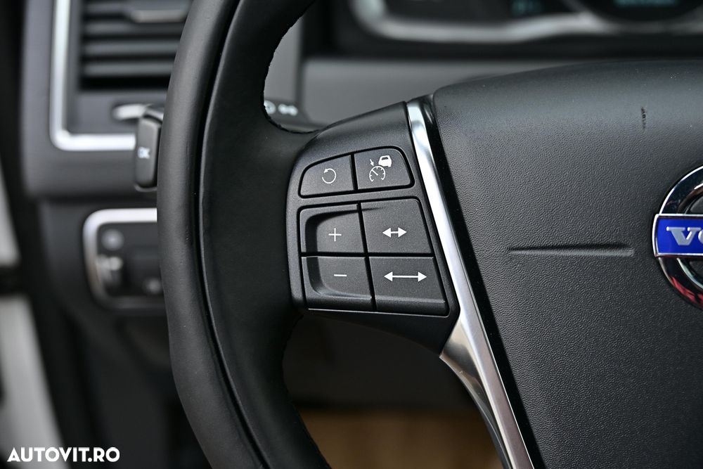 VOLVO XC60 2014 — imagine 30