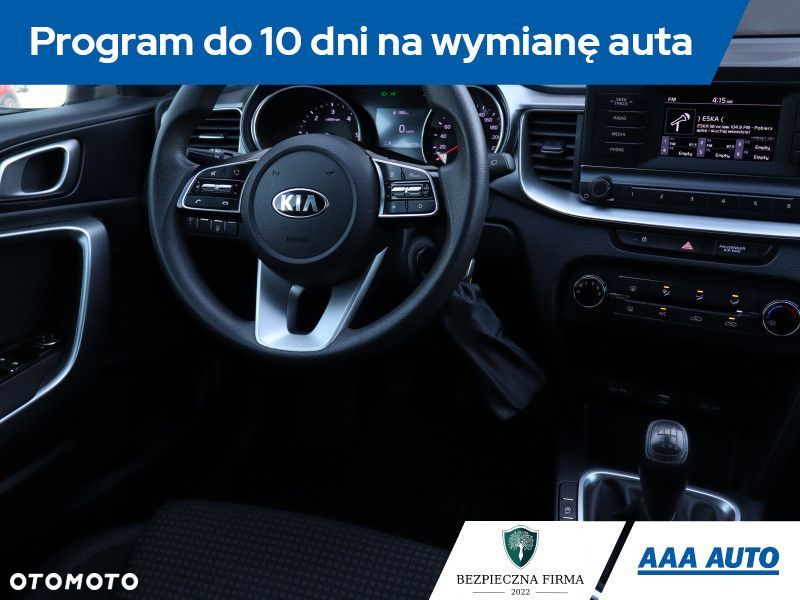 Kia Ceed - 9