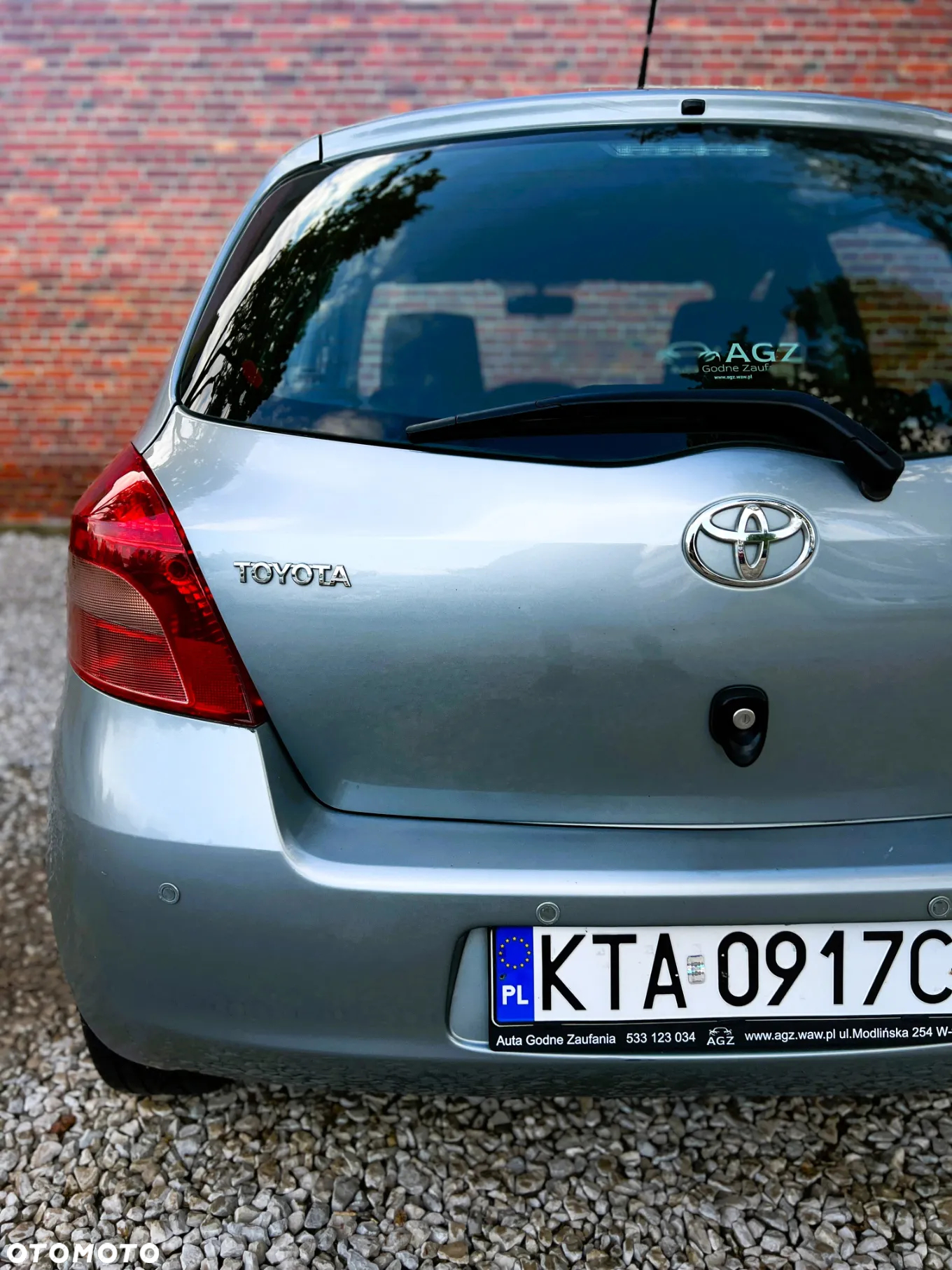 Toyota Yaris - 32