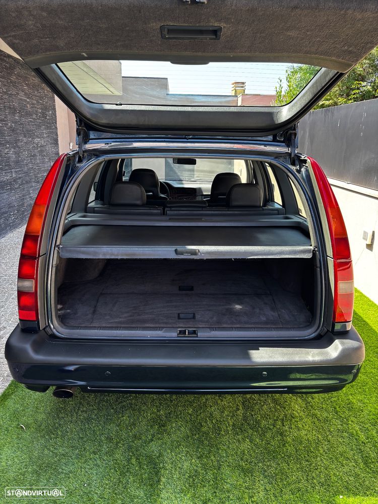 Volvo 850 Estate T5 - 10