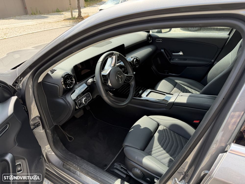 Mercedes-Benz A 250 e - 3