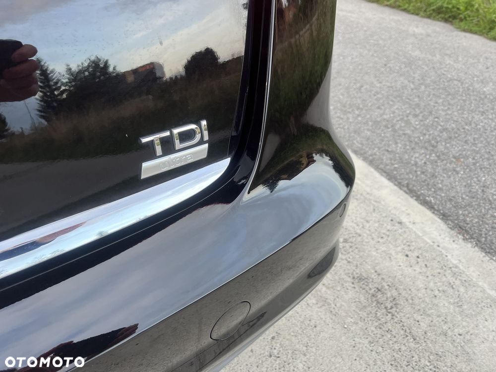 Audi A6 Avant 2.0 TDI Ultra DPF S tronic - 13