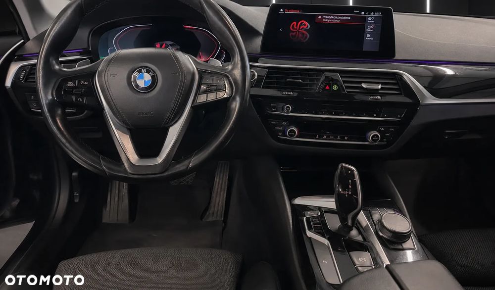 BMW Seria 5 518d Sport Line sport - 6