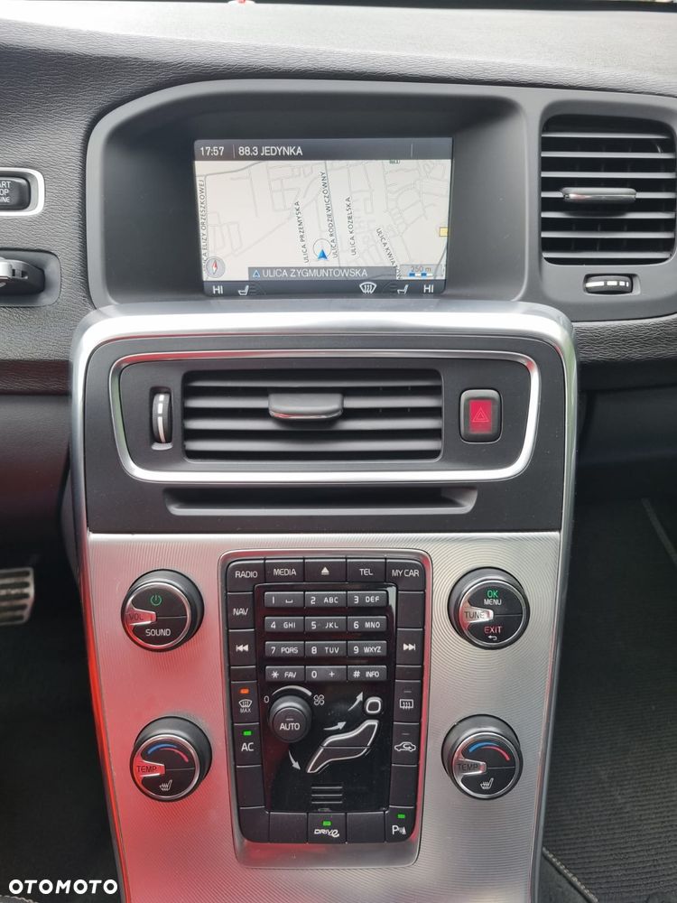 Volvo S60 - 27
