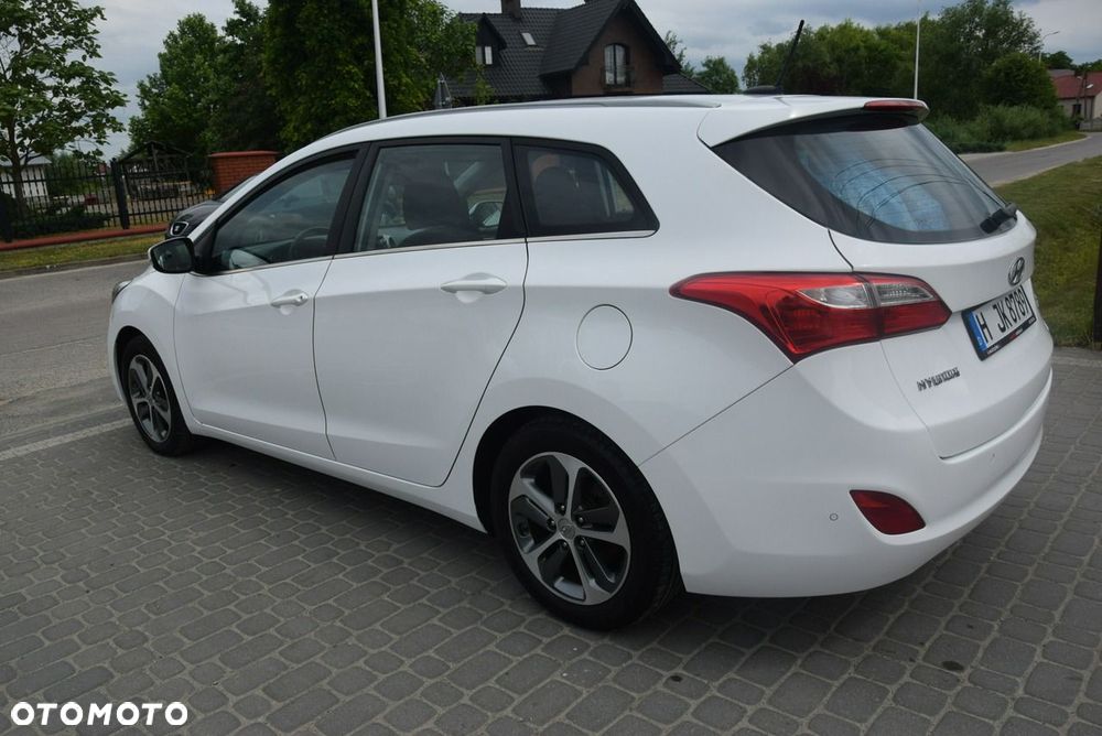 Hyundai i30 - 16