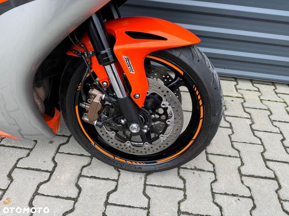 Honda CBR - 16