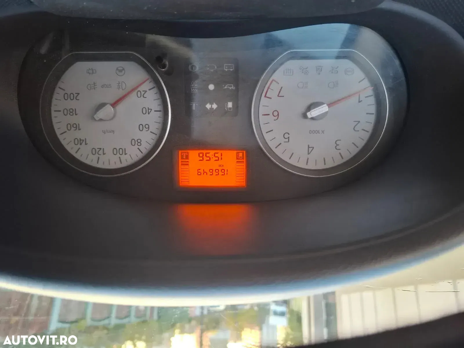 Dacia Logan 1.4 MPI Ambiance - 4