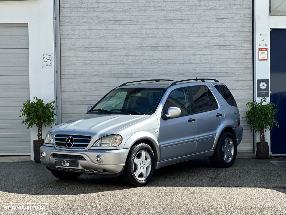 Mercedes-Benz ML 55 AMG Standard - 2