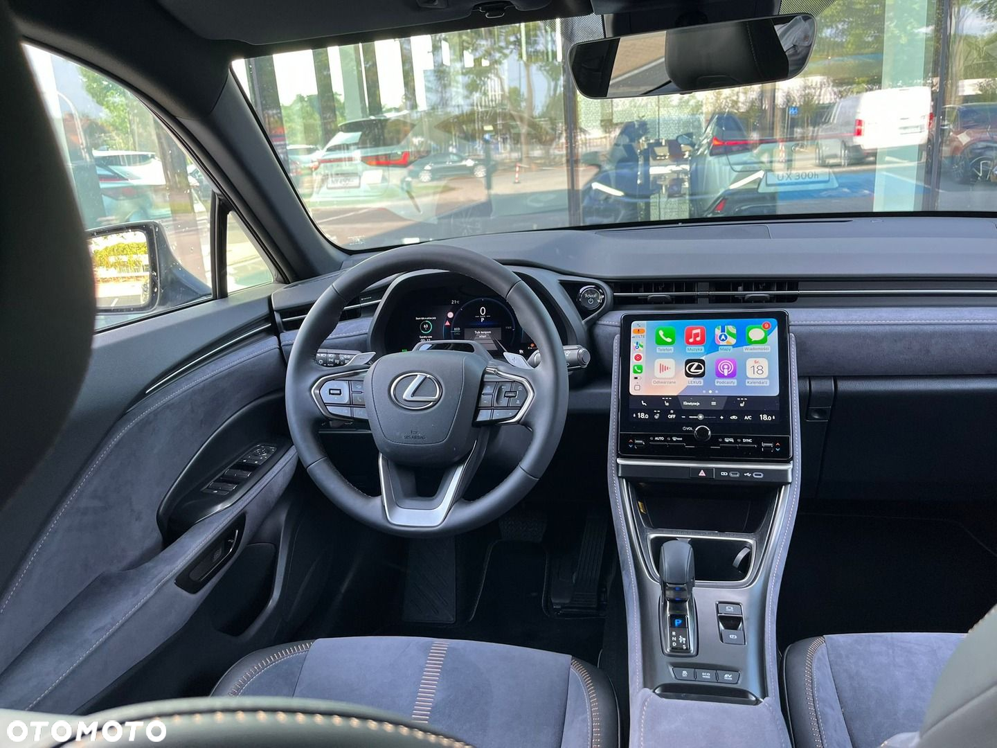 Lexus LBX 1.5 Hybrid Cool AWD - 5