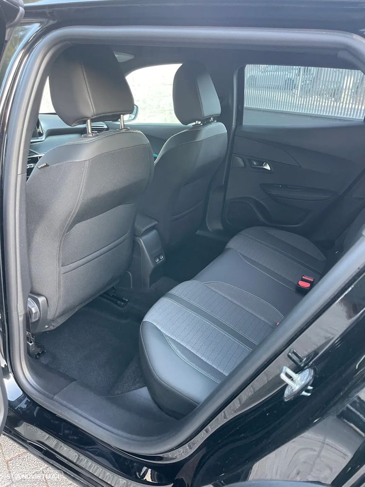 Peugeot 2008 1.2 PureTech Allure Pack - 18